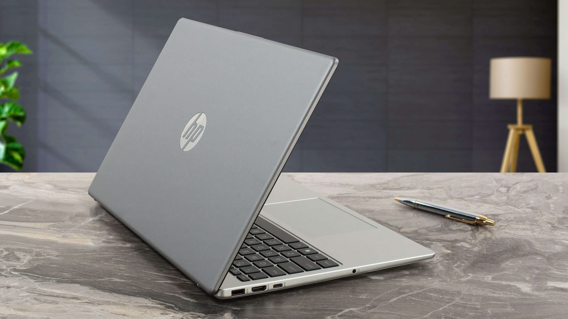 Ноутбук по невысокой цене